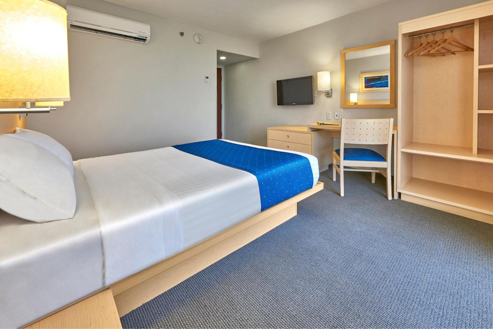 ซิตี้ เอ็กซ์เพรส ปูเอบลา ฟินซา Hotel ปวยบลา ภายนอก รูปภาพ
