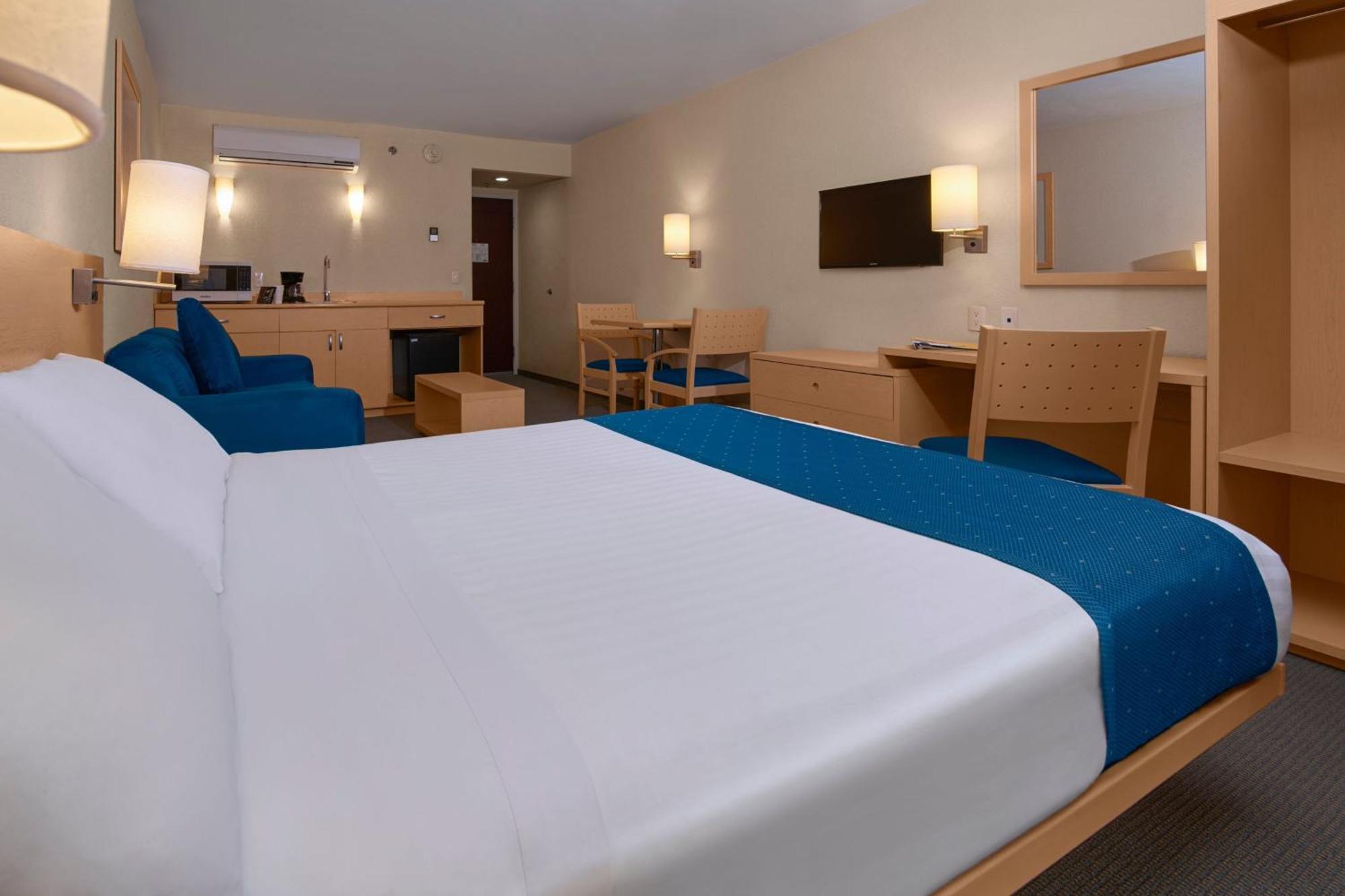 ซิตี้ เอ็กซ์เพรส ปูเอบลา ฟินซา Hotel ปวยบลา ภายนอก รูปภาพ